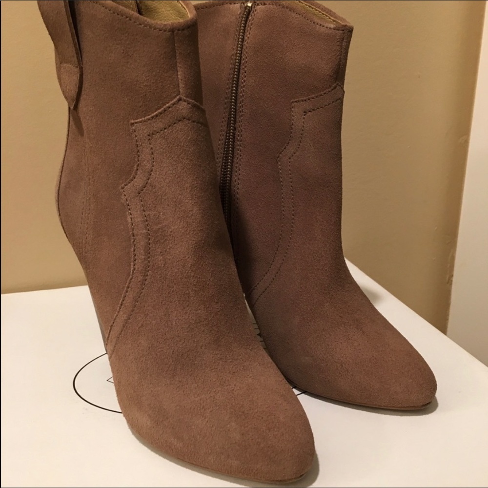 NEW!!! STEVE MADDEN Boots 6.5